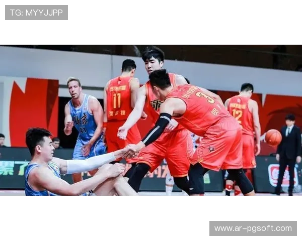 “梦想78-80惜败风暴，末节反击未果”