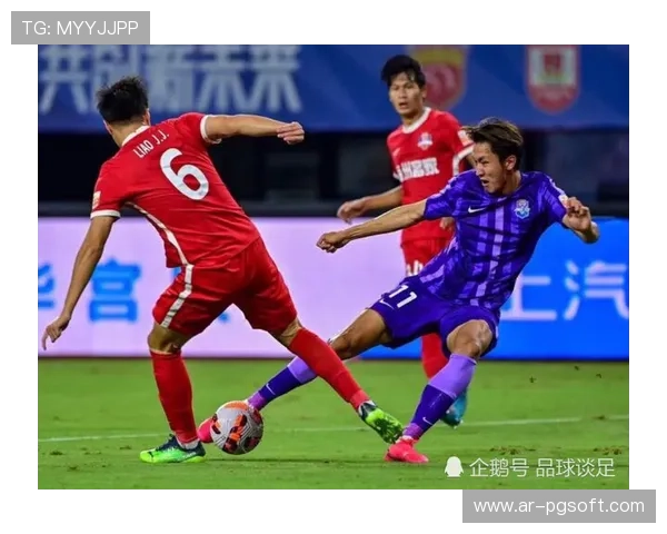 “前国脚尹鸿博退役转型教练，进入河南梯队工作”